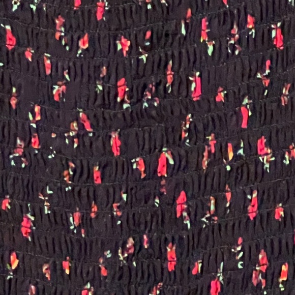 OS / Smocked mini-dress - Picture 2 of 5